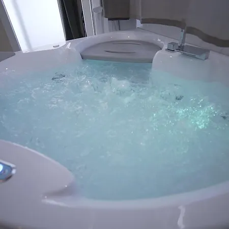 Royal - Beauty & Hotel 3*
